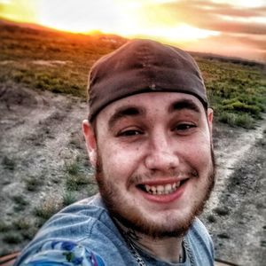 Meet your Posher, Dylan